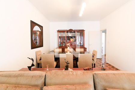 Casa à venda com 264m², 3 quartos e 2 vagasSala