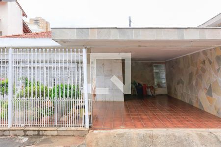 Casa à venda com 264m², 3 quartos e 2 vagasFachada