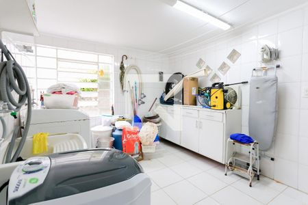 Casa à venda com 264m², 3 quartos e 2 vagasÁrea de Serviço