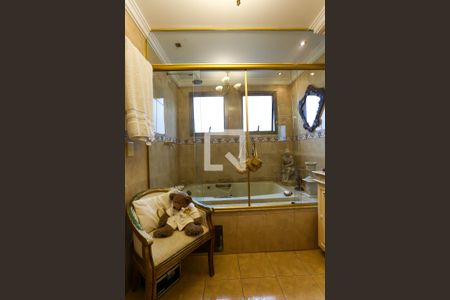 Apartamento à venda com 165m², 3 quartos e 3 vagasSuíte 3 - Banheiro