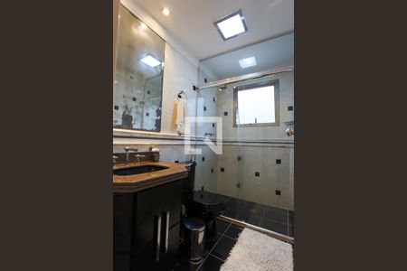 Apartamento à venda com 165m², 3 quartos e 3 vagasSuíte 2 - Banheiro