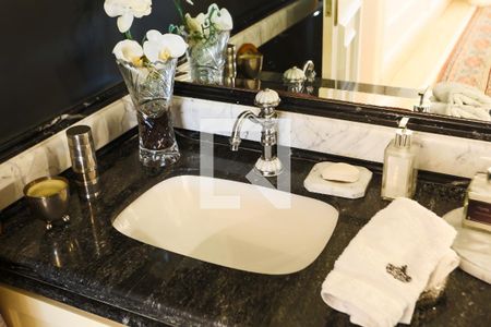 Apartamento à venda com 165m², 3 quartos e 3 vagasBanheiro