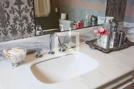 Apartamento à venda com 165m², 3 quartos e 3 vagas Suíte 1 - Banheiro 