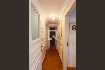 Apartamento à venda com 165m², 3 quartos e 3 vagasCorredor