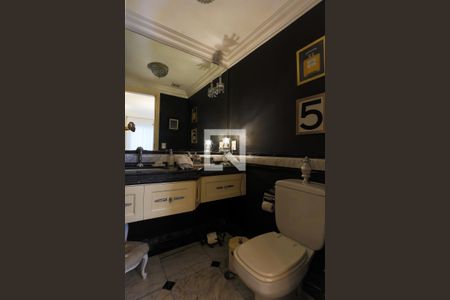 Apartamento à venda com 165m², 3 quartos e 3 vagasBanheiro