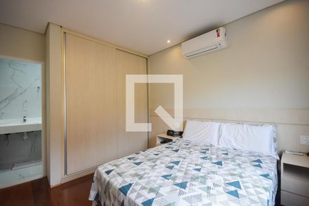 Casa à venda com 420m², 3 quartos e 6 vagasSuíte 3