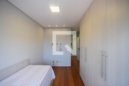 Casa à venda com 420m², 3 quartos e 6 vagasSuíte 2