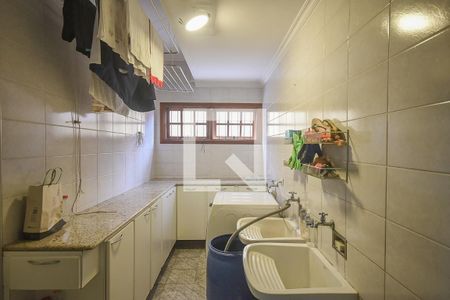 Casa à venda com 420m², 3 quartos e 6 vagasÁrea de Serviço