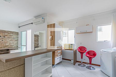 Apartamento para alugar com 68m², 2 quartos e 1 vaga Apartamento para alugar com 68m², 2 quartos e 1 vagaCozinha