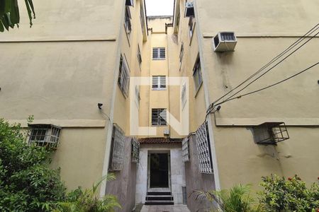 Apartamento para alugar com 60m², 2 quartos e 1 vagaFachada do bloco