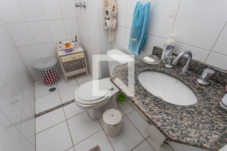 Casa de condomínio à venda com 63m², 3 quartos e 1 vagaBanheiro social 