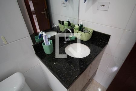 Casa de condomínio à venda com 58m², 2 quartos e 1 vagaBanheiro