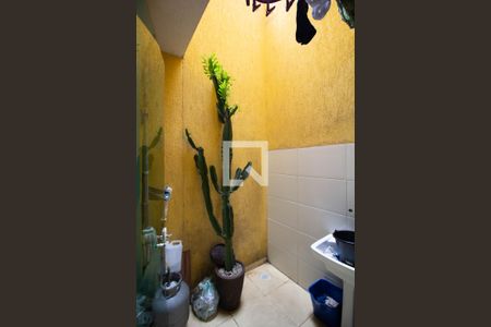 Casa de condomínio à venda com 58m², 2 quartos e 1 vagaÁrea de Serviço