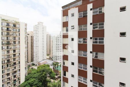 Vista Sala de apartamento à venda com 2 quartos, 108m² em Moema, São Paulo