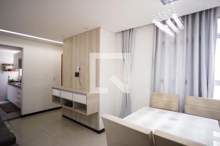 Sala de apartamento para alugar com 2 quartos, 50m² em Frei Leopoldo, Belo Horizonte