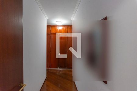 Apartamento à venda com 256m², 4 quartos e 3 vagasCorredor