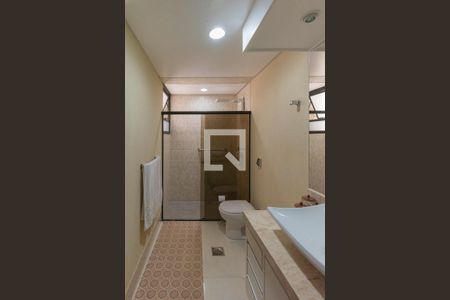 Apartamento à venda com 256m², 4 quartos e 3 vagasBanheiro