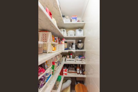 Apartamento à venda com 256m², 4 quartos e 3 vagasDespensa