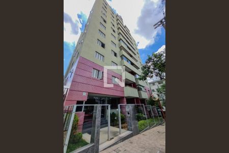 Apartamento para alugar com 95m², 3 quartos e 2 vagasFachada