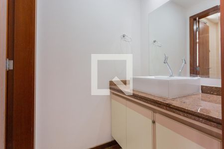 Apartamento para alugar com 95m², 3 quartos e 2 vagasBanheiro Quarto 3