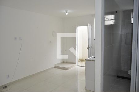 Sala/Quarto/Cozinha  de kitnet/studio para alugar com 1 quarto, 25m² em Engenho de Dentro, Rio de Janeiro