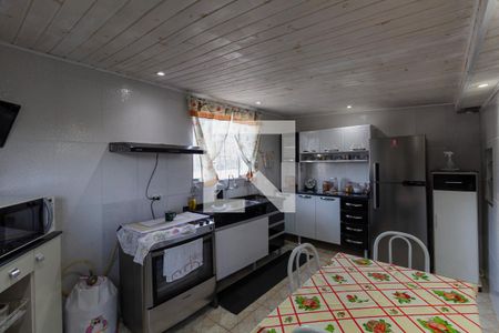 Casa à venda com 96m², 3 quartos e 2 vagas Casa à venda com 96m², 3 quartos e 2 vagasCasa 1 - Cozinha e Área de Serviço