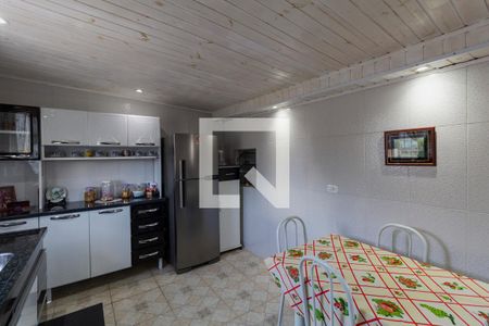 Casa à venda com 96m², 3 quartos e 2 vagas Casa à venda com 96m², 3 quartos e 2 vagasCasa 1 - Cozinha e Área de Serviço