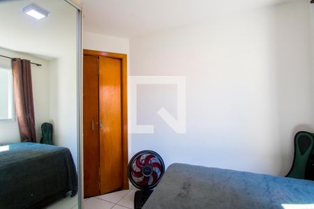Quarto 1 de apartamento à venda com 2 quartos, 47m² em Parque Bandeirante, Santo André