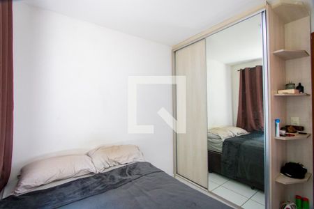 Quarto 1 de apartamento à venda com 2 quartos, 47m² em Parque Bandeirante, Santo André