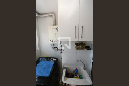 Apartamento à venda com 64m², 2 quartos e 1 vagaÁrea de Serviço