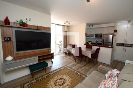 Sala de apartamento à venda com 2 quartos, 64m² em Cidade Ademar, São Paulo