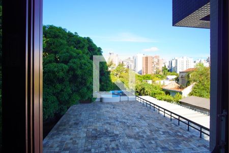 Suíte - Vista de apartamento para alugar com 4 quartos, 153m² em Rio Branco, Porto Alegre