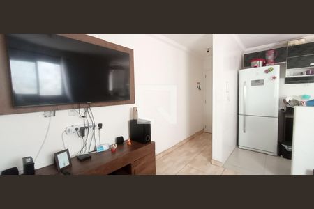 Sala de apartamento para alugar com 2 quartos, 50m² em Vila Bocaina, Mauá