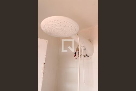 Casa à venda com 200m², 3 quartos e 2 vagas Casa à venda com 200m², 3 quartos e 2 vagasBanheiro de Serviço