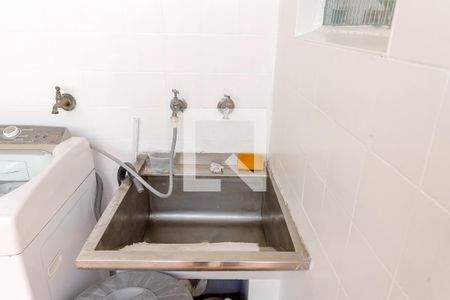 Casa à venda com 200m², 3 quartos e 2 vagas Casa à venda com 200m², 3 quartos e 2 vagasÁrea de Serviço