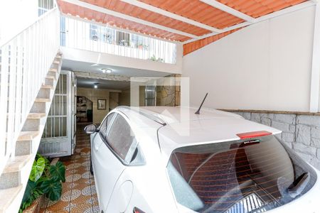 Casa à venda com 200m², 3 quartos e 2 vagas Casa à venda com 200m², 3 quartos e 2 vagasGaragem