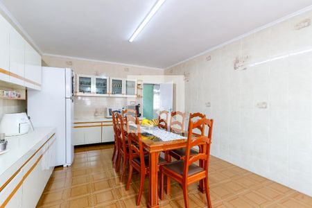 Casa à venda com 200m², 3 quartos e 2 vagas Casa à venda com 200m², 3 quartos e 2 vagasCozinha