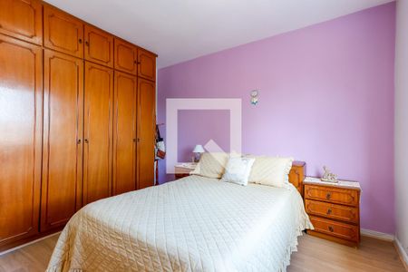 Casa à venda com 200m², 3 quartos e 2 vagas Casa à venda com 200m², 3 quartos e 2 vagasQuarto 3