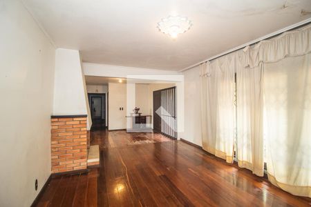 Sala de casa para alugar com 4 quartos, 347m² em Medianeira, Porto Alegre