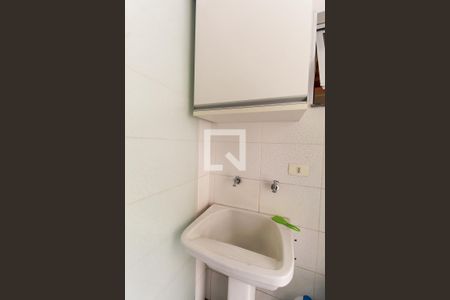 Casa à venda com 220m², 4 quartos e 4 vagas Casa à venda com 220m², 4 quartos e 4 vagasÁrea de Serviço