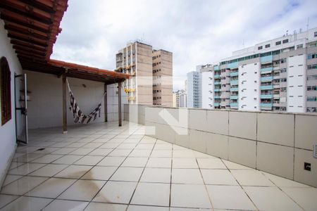 Apartamento à venda com 140m², 3 quartos e 1 vaga Apartamento à venda com 140m², 3 quartos e 1 vagaTerraço