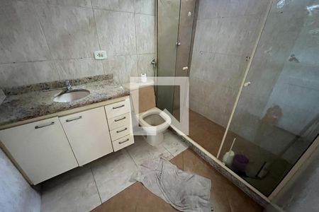 Banheiro de apartamento à venda com 2 quartos, 50m² em Jardim Guanabara, Rio de Janeiro