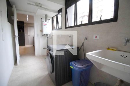 Apartamento para alugar com 144m², 3 quartos e 2 vagasÁrea de Serviço