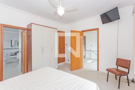 Casa à venda com 390m², 4 quartos e 4 vagasSuíte 1