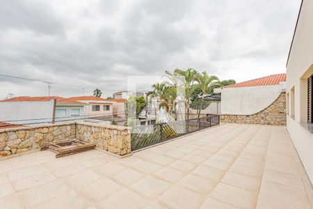 Casa à venda com 390m², 4 quartos e 4 vagasVaranda