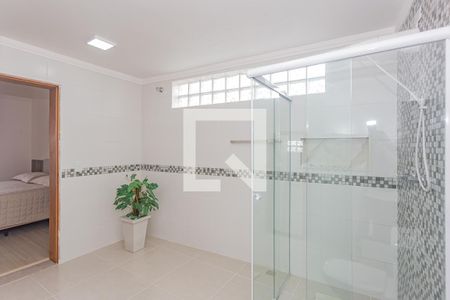 Casa à venda com 390m², 4 quartos e 4 vagasBanheiro da Suíte 1