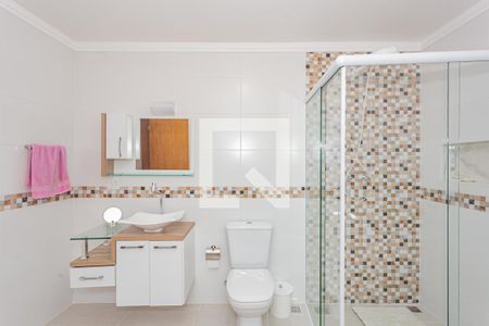 Casa à venda com 390m², 4 quartos e 4 vagasBanheiro da Suíte 2