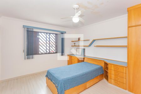 Casa à venda com 390m², 4 quartos e 4 vagasSuíte 2