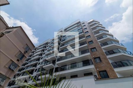 Apartamento para alugar com 81m², 2 quartos e 1 vagaFachada