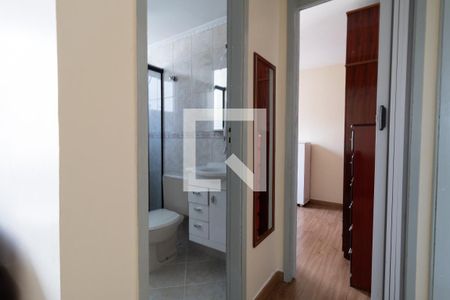 Corredor  de apartamento à venda com 2 quartos, 55m² em Vila Primavera, São Paulo